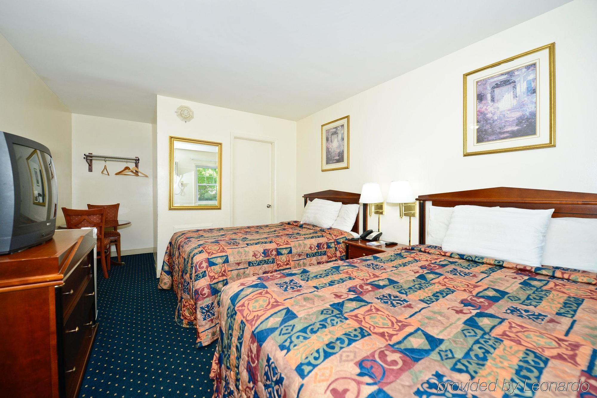 Red Carpet - Hotel